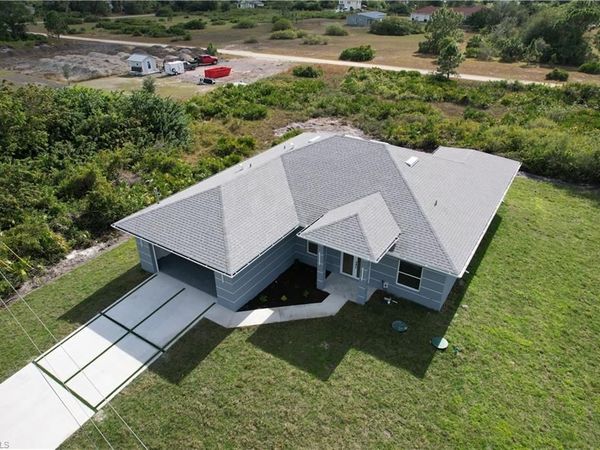 852 Chipley ST E, LEHIGH ACRES, FL 33974