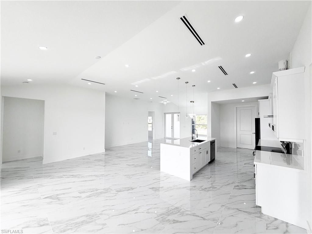 852 Chipley St E, Lehigh Acres, FL 33974 Photo