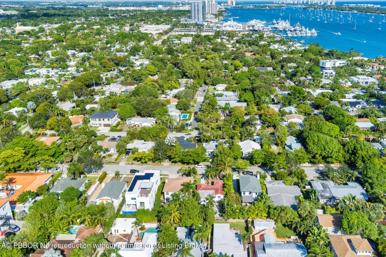 244 31st Street, West Palm Beach, FL 33407 Photo