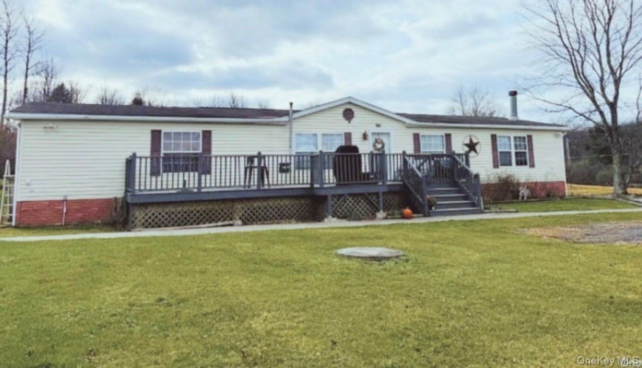 326 Long Lane, Bloomingburg, NY 12721 Main Photo