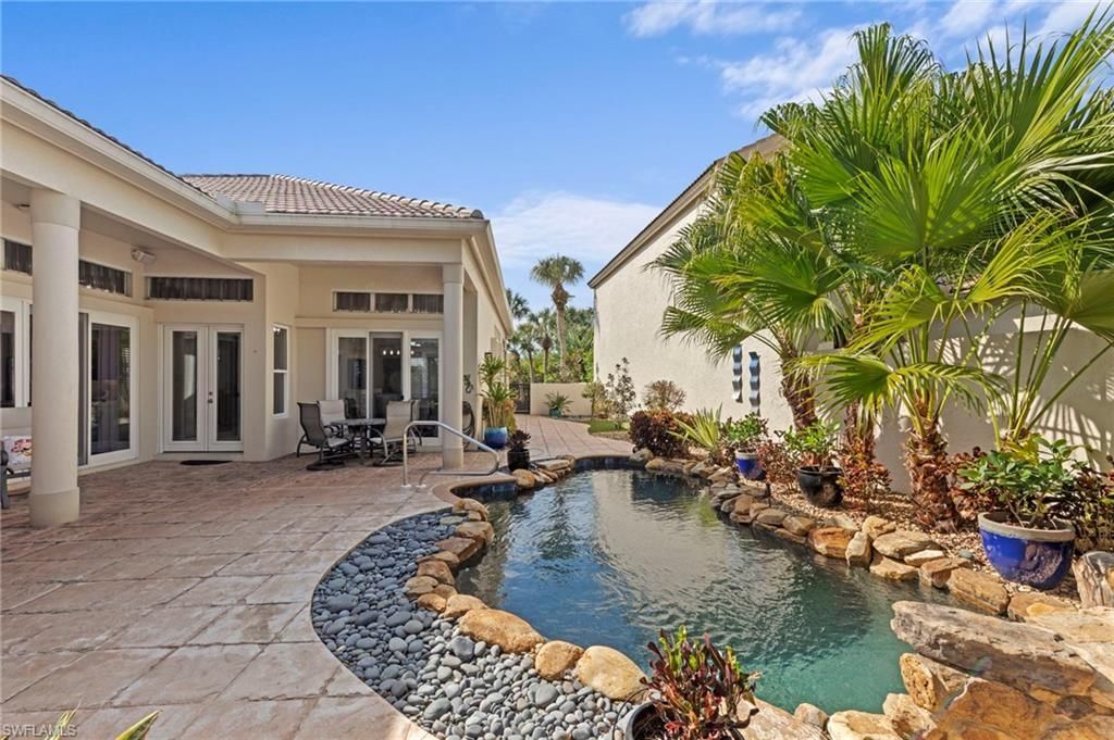 27567 Riverbank Dr, Bonita Springs, FL 34134 Photo