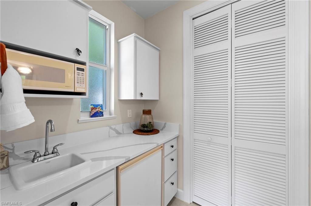 27567 Riverbank Dr, Bonita Springs, FL 34134 Photo