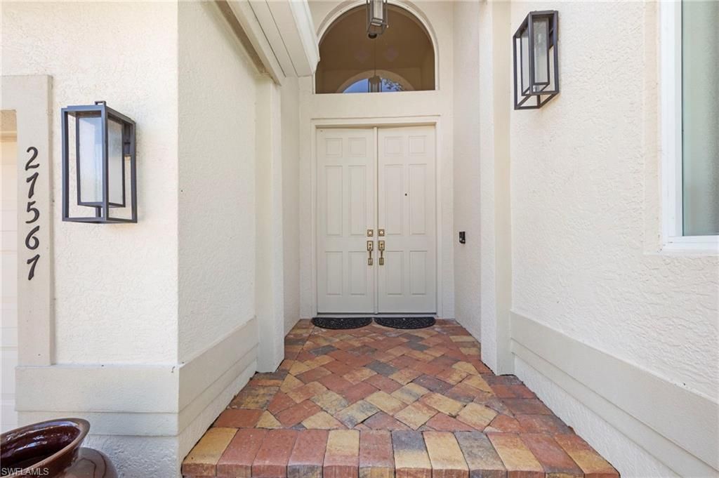 27567 Riverbank Dr, Bonita Springs, FL 34134 Photo