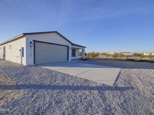 21140 W SHASTA Drive, Buckeye, AZ 85326