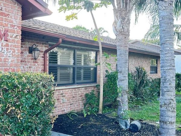 2842 Somerset Road Road, Lake Worth, FL 33462