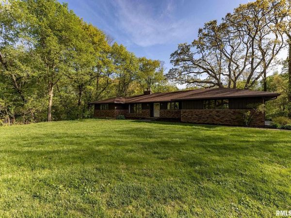 9721 234TH Street N, Port Byron, IL 61275