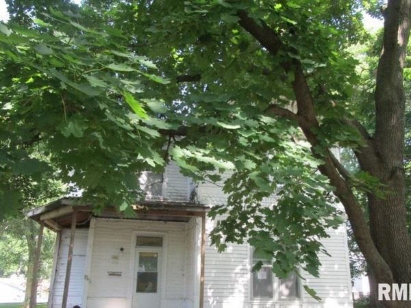 504 N COLLEGE Avenue, Aledo, IL 61231