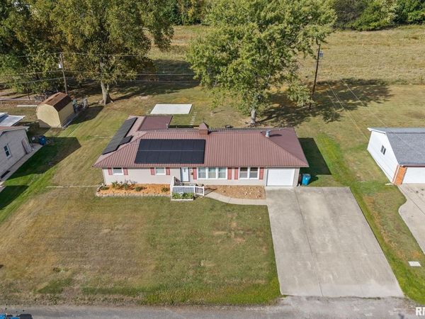 8 Ronnies Terrace, Centralia, IL 62801