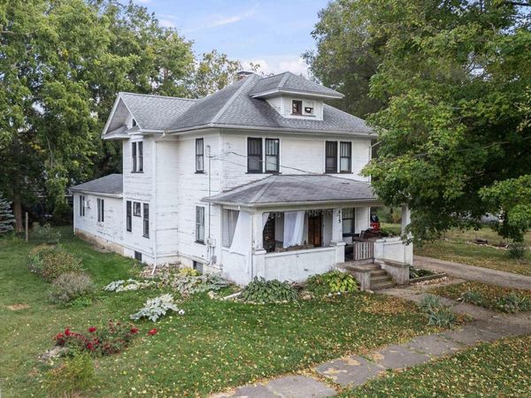 415 SW 4TH Avenue, Galva, IL 61434