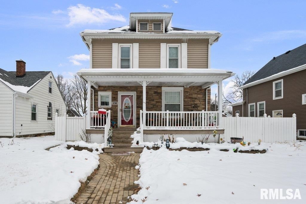 236 43rd Street, Moline, IL 61265 Main Photo