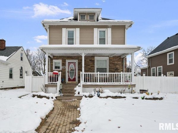 236 43RD Street, Moline, IL 61265