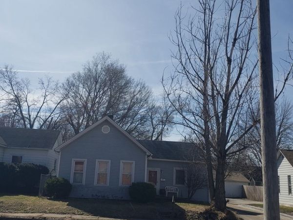 1728 8TH Avenue, Rock Island, IL 61201