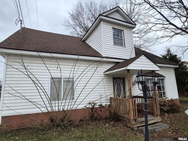 117 N MONROE Street, Golconda, IL 62938