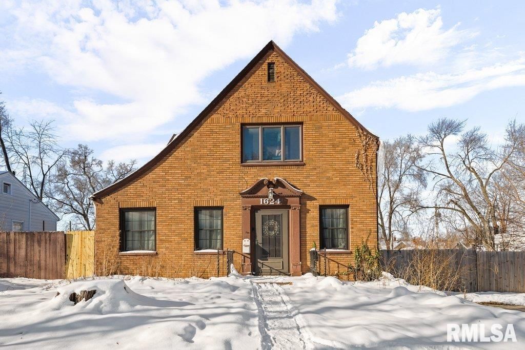 1624 14 1/2 Street, Rock Island, IL 61201 Main Photo