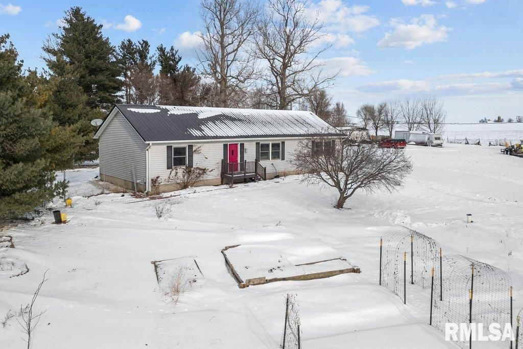 2146 250th Street, Grand Mound, IA 52751 Main Photo