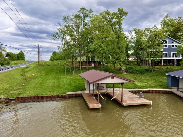15981 HILLCREST Drive, Effingham, IL 62401