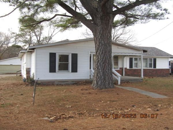 903 S Odle Street, West Frankfort, IL 62896