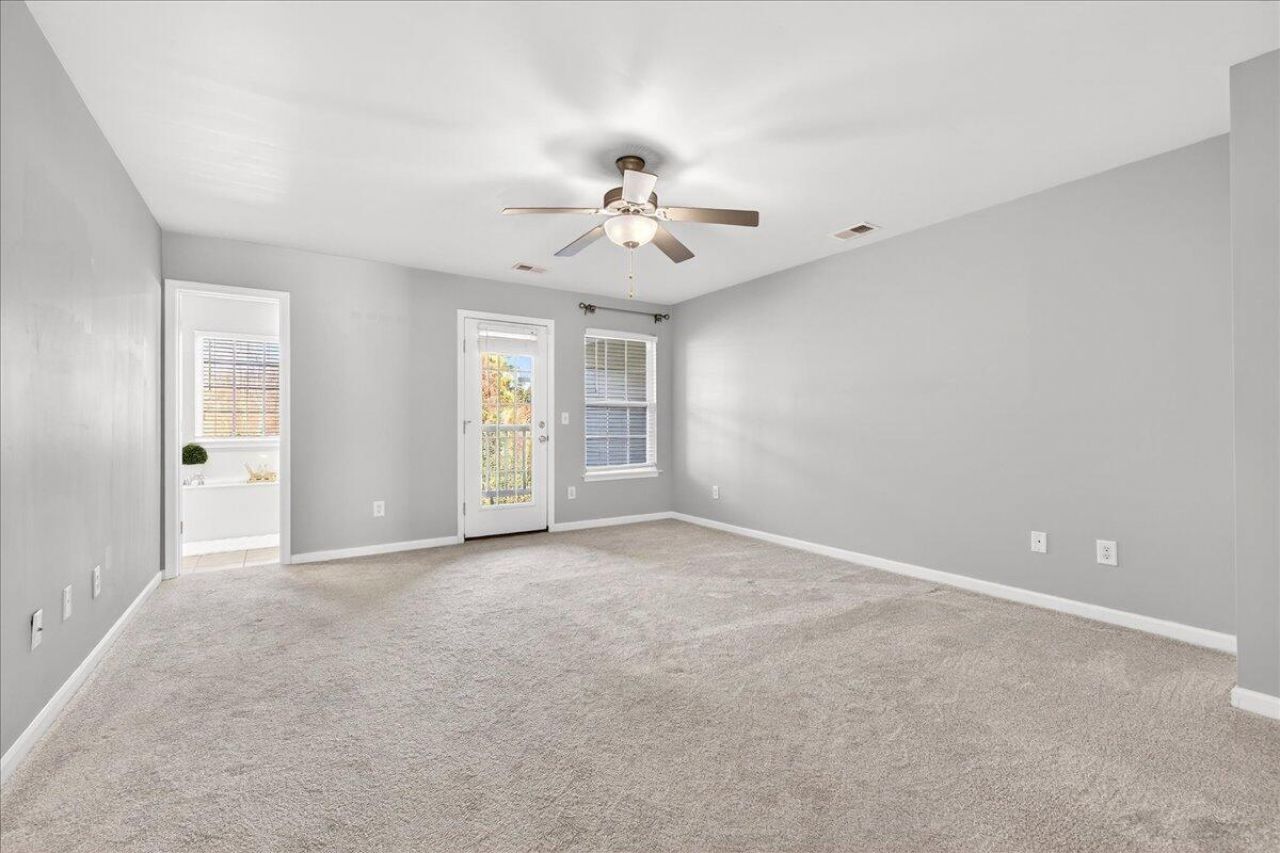 3456 Claremont Street Photo 29