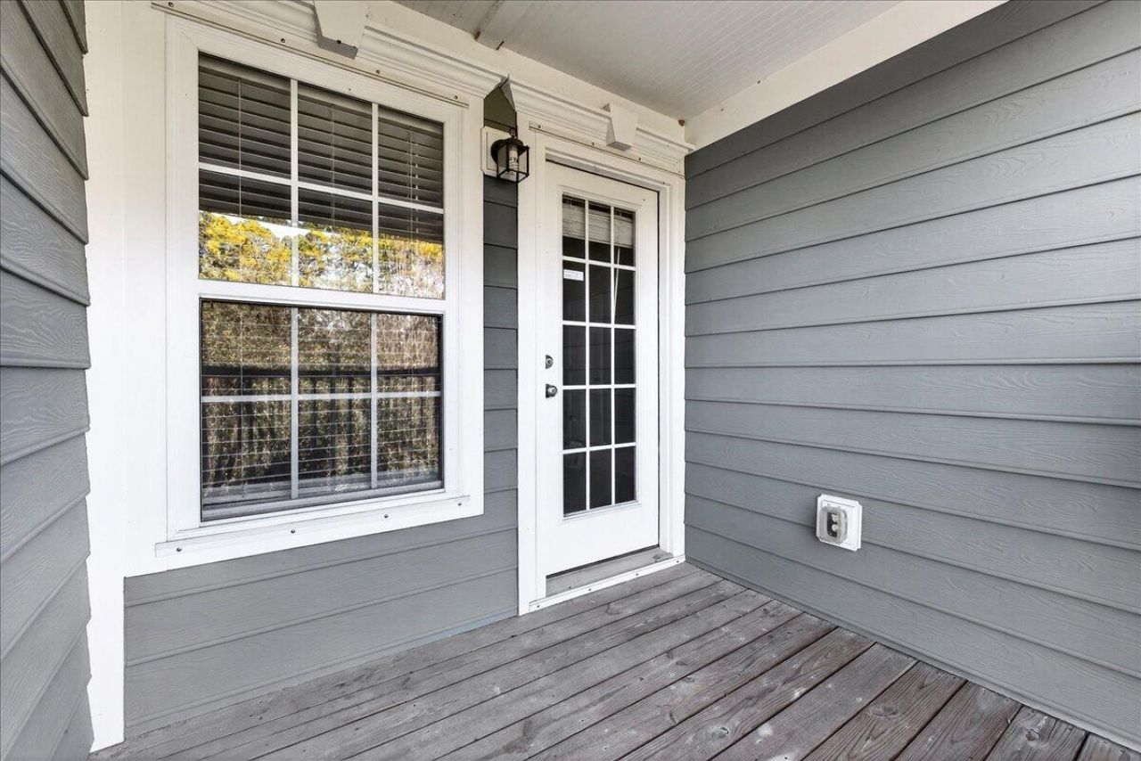 3456 Claremont Street Photo 32