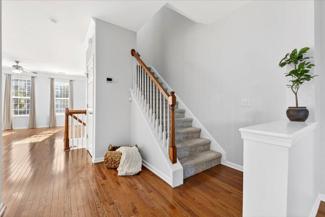 3456 Claremont Street Photo 6