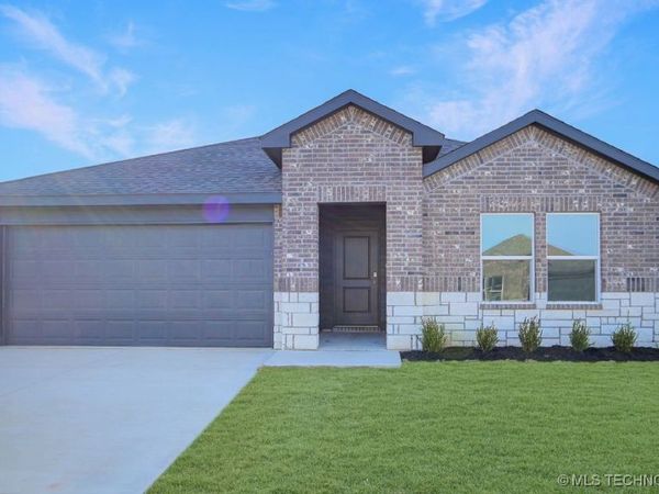 8605 E El Paso Street, Broken Arrow, OK 74014