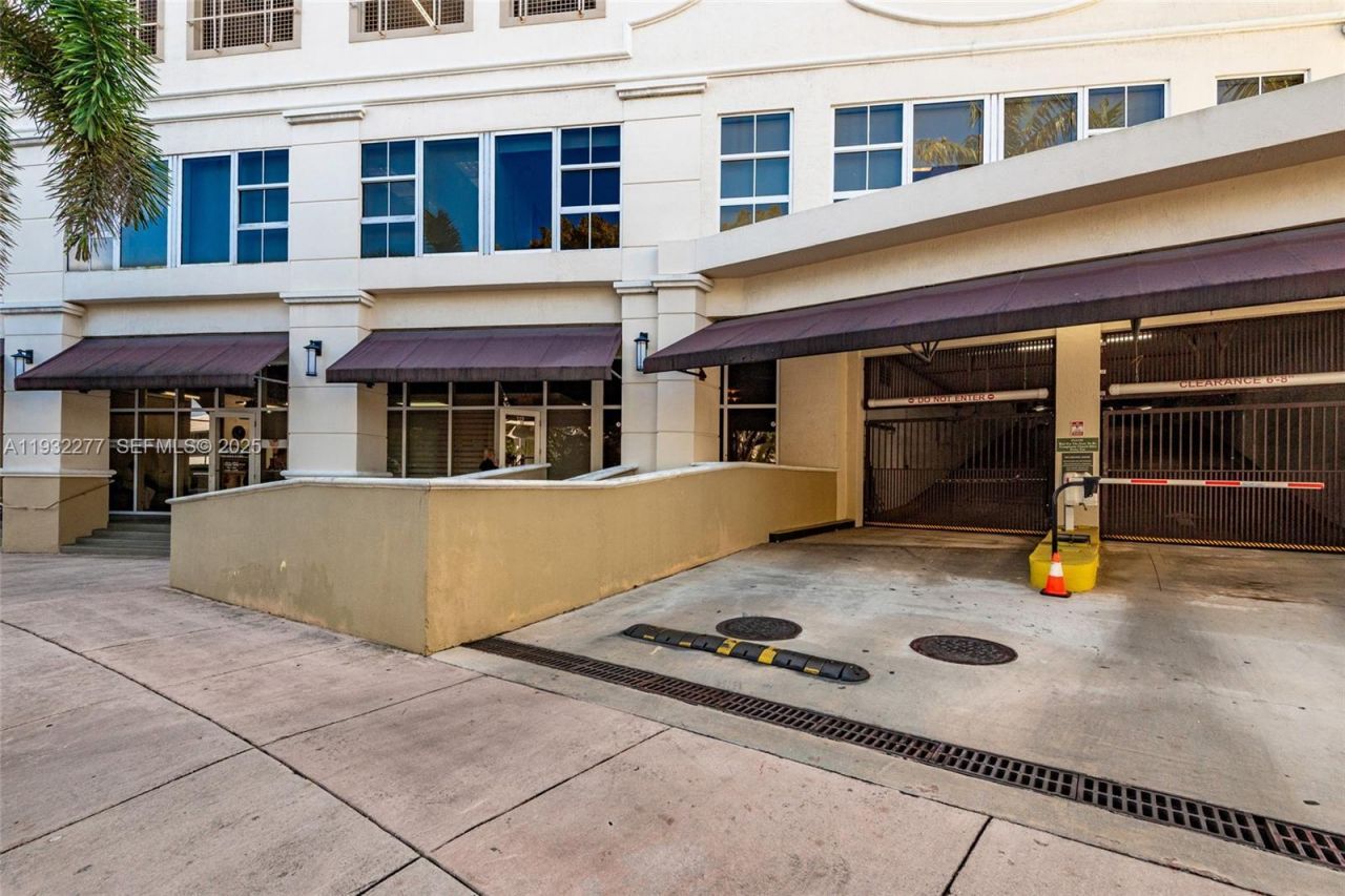 2030 S Douglas Rd, Unit 120, Coral Gables, FL 33134 Photo