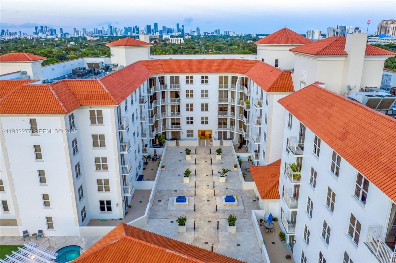 2030 S Douglas Rd, Unit 120, Coral Gables, FL 33134 Photo