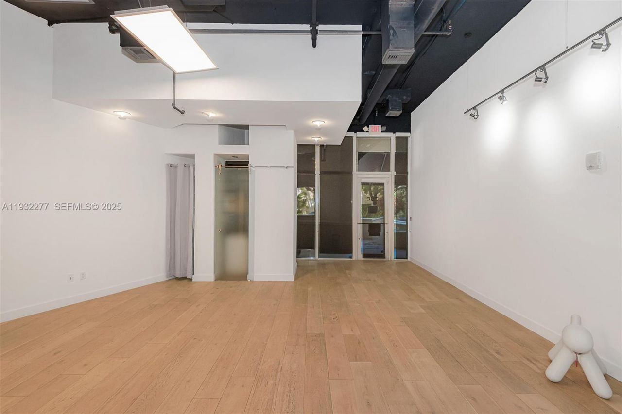 2030 S Douglas Rd, Unit 120, Coral Gables, FL 33134 Photo