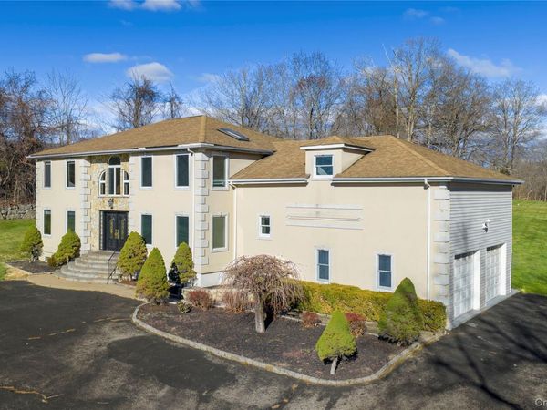 9 Caroline Drive, Patterson, NY 12563