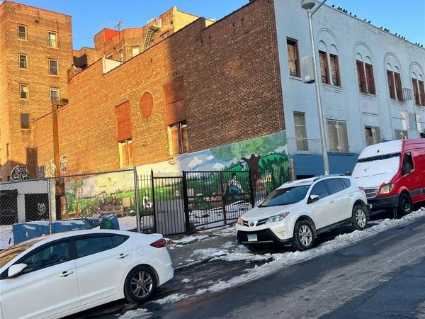 1925 Grand Concourse, Bronx, NY 10453