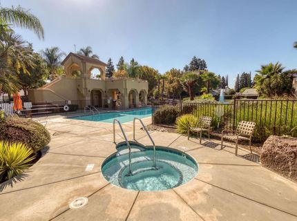 1168 Copper Cottage Ln, Modesto, CA 95355 Photo