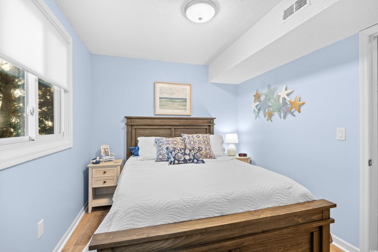 1425 N Waccamaw Dr. Photo 19