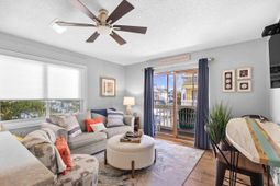 1425 N Waccamaw Dr. photo 4