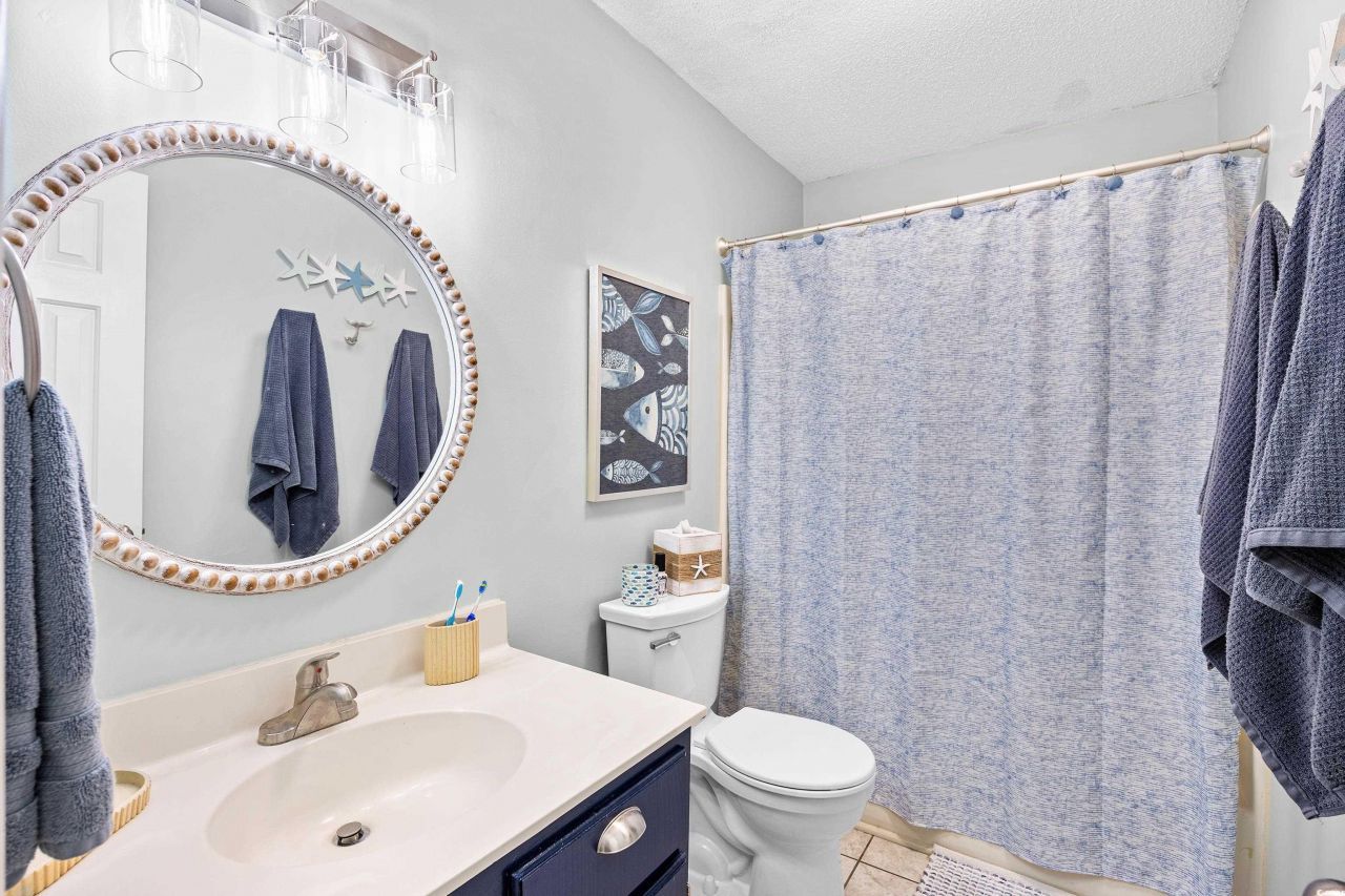 1425 N Waccamaw Dr. Photo 21