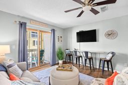 1425 N Waccamaw Dr. photo 4