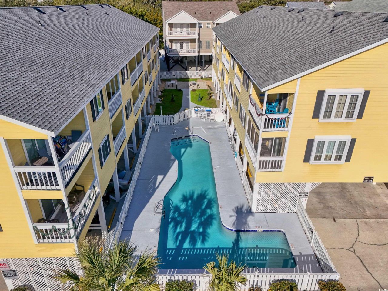 1425 N Waccamaw Dr. Photo 30