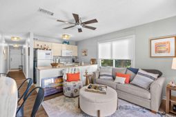 1425 N Waccamaw Dr. photo 4