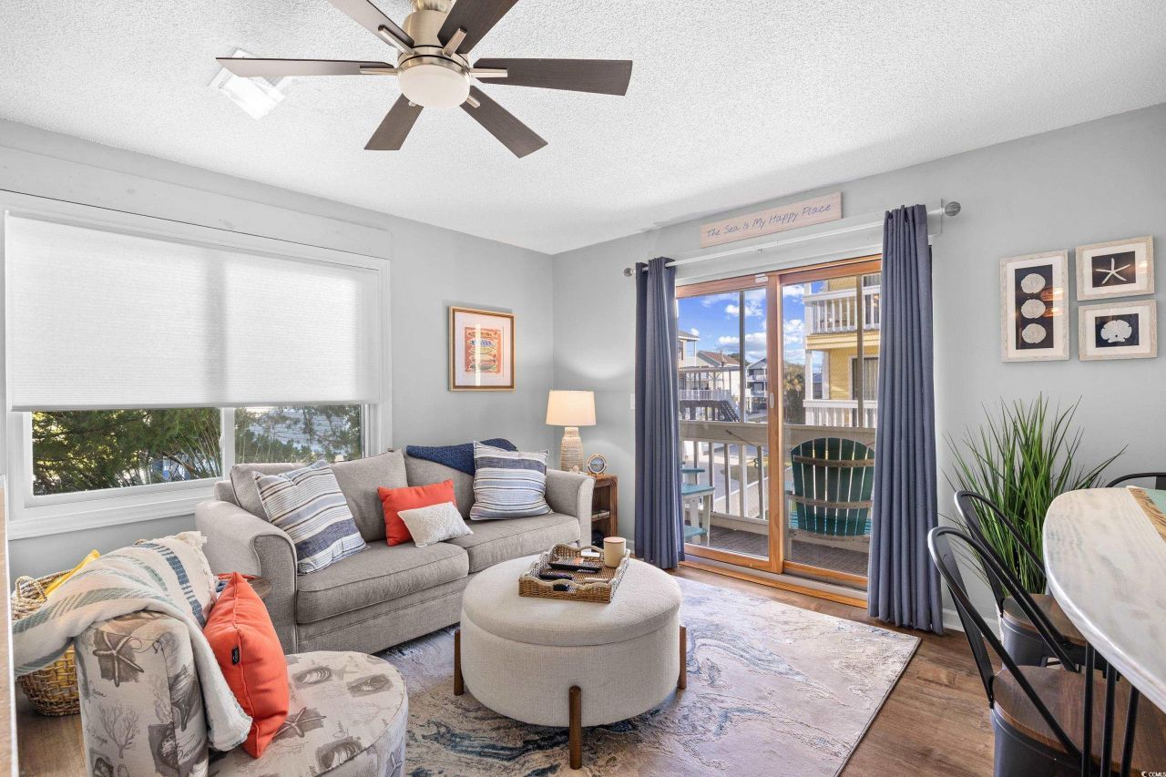 1425 N Waccamaw Dr. Photo 8