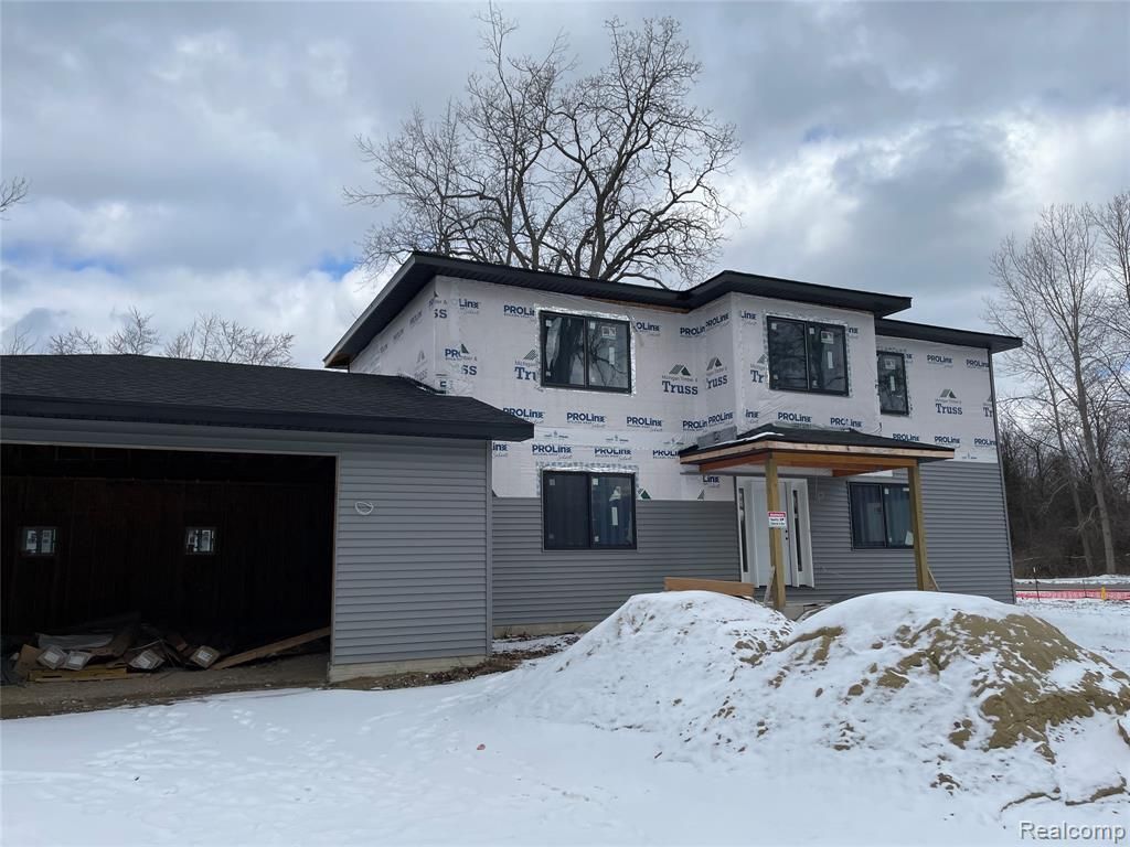 5031 Clintonville Road, Independence Township, MI 48346 Main Photo