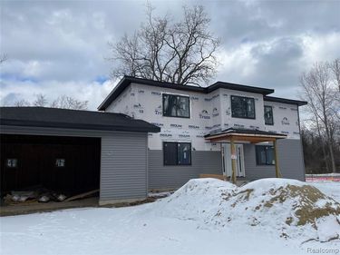 5031 Clintonville Road, Independence Twp, MI 48346