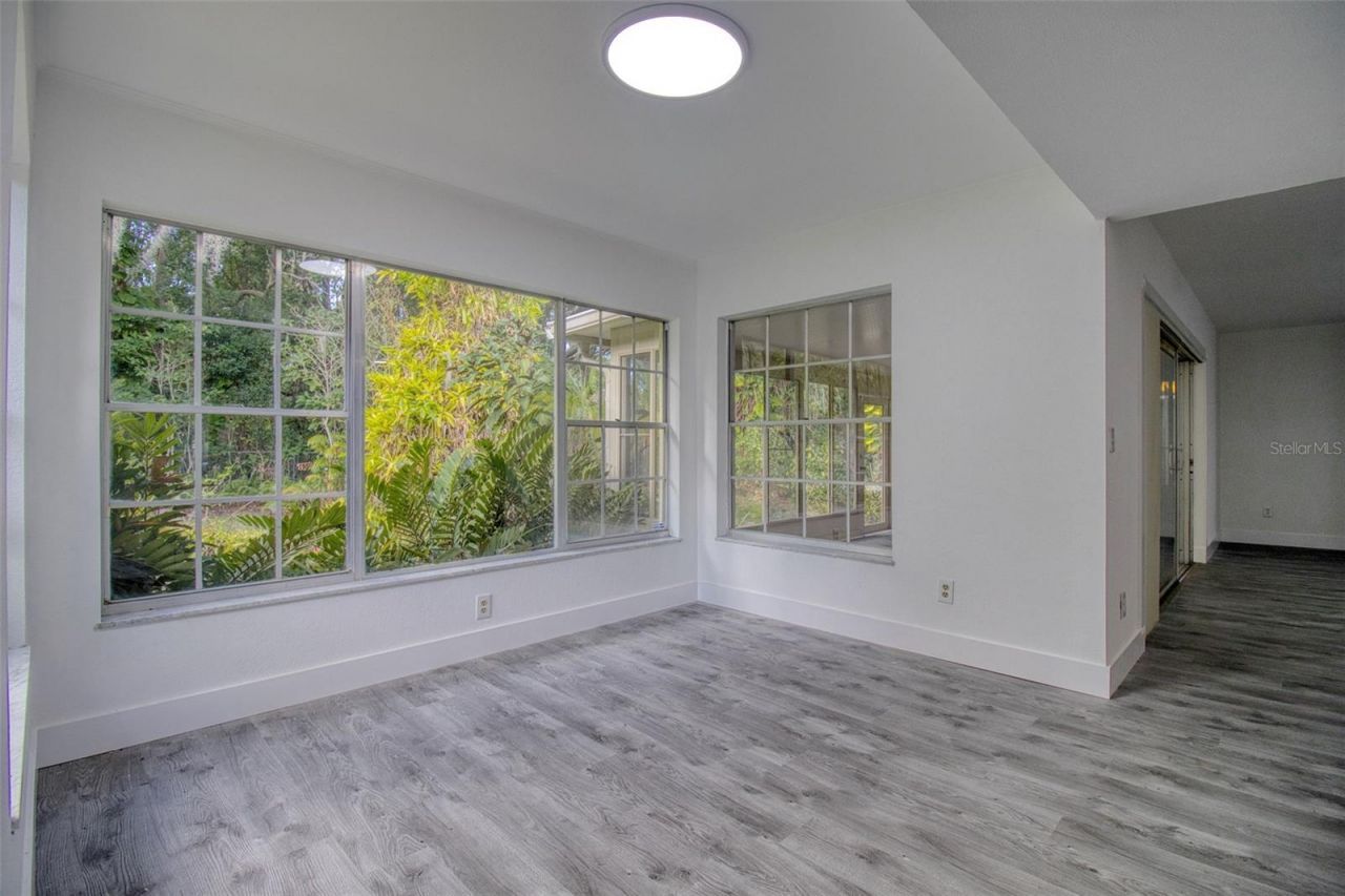 15715 Almondwood Drive, Tampa, FL 33613 Photo