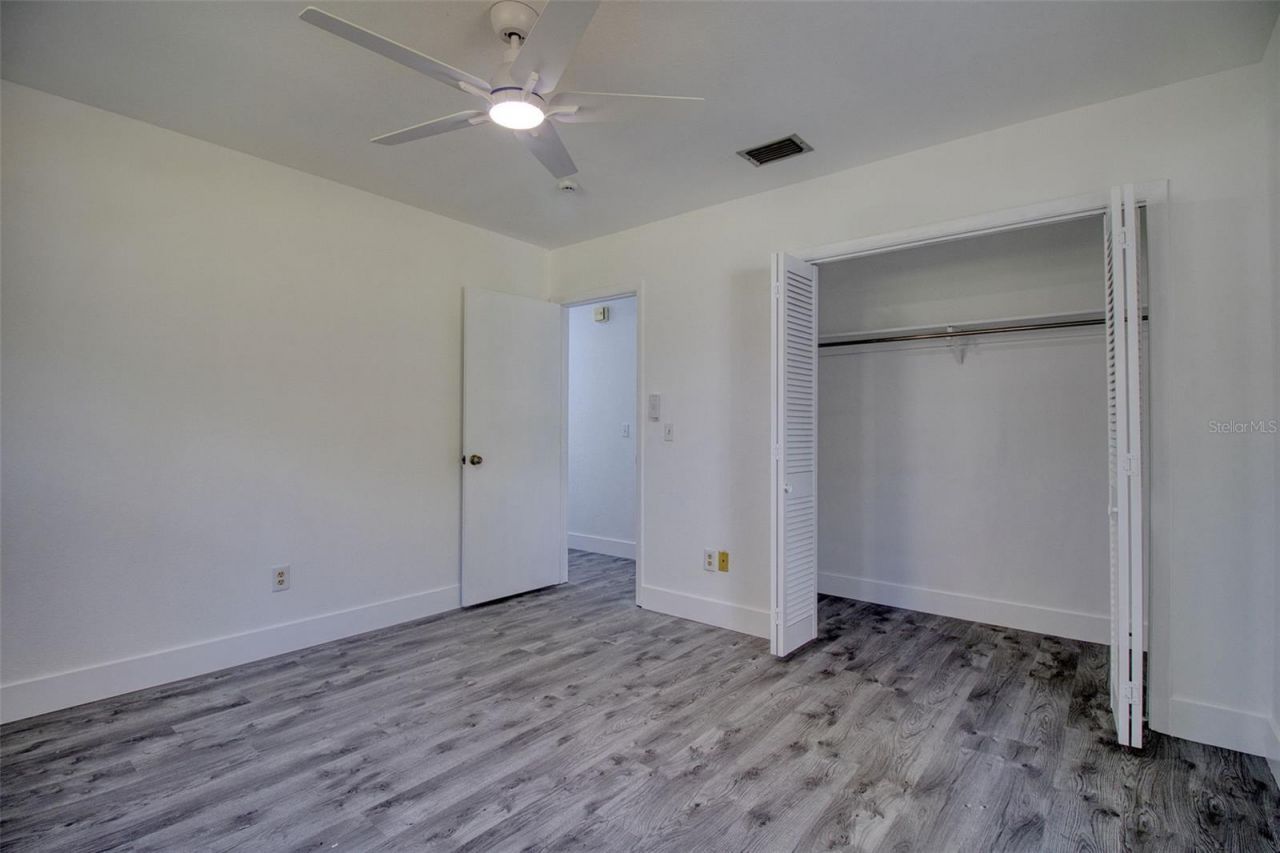 15715 Almondwood Drive, Tampa, FL 33613 Photo