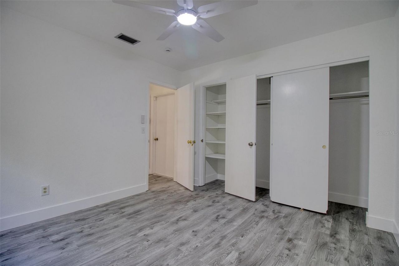 15715 Almondwood Drive, Tampa, FL 33613 Photo