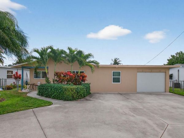 1060 Old Boynton Road, Boynton Beach, FL 33426
