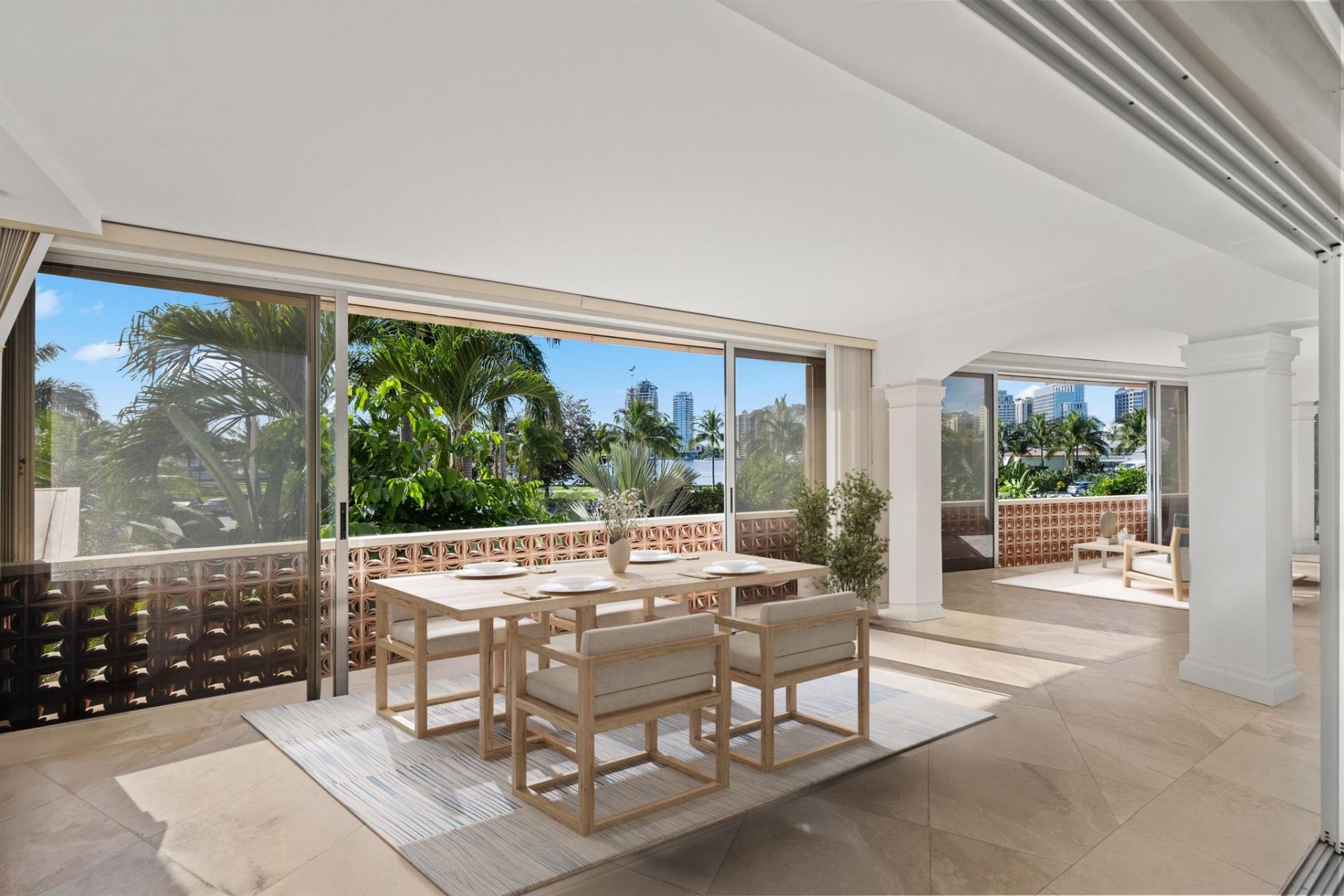 369 S Lake Drive, Unit 2e, Palm Beach, FL 33480 Photo