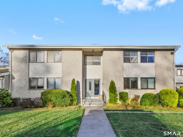 61 Riverside, Unit 14, Stamford, CT 06905