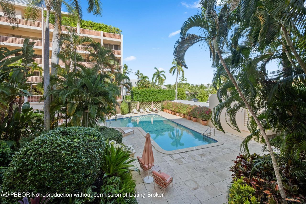 369 S Lake Drive, Unit 2E, Palm Beach, FL 33480 Photo