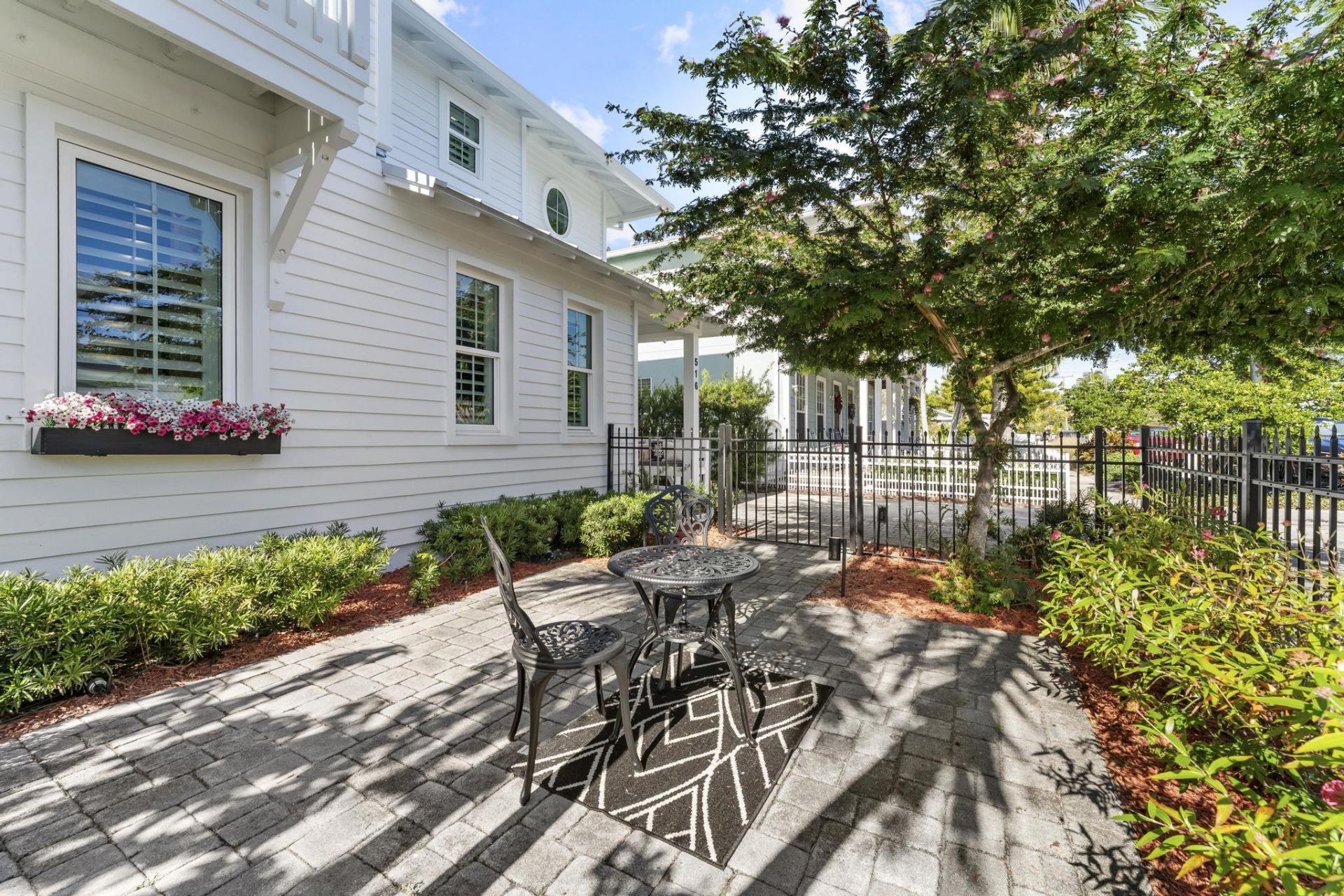 516 SW Camden Avenue, Stuart, FL 34994 Photo