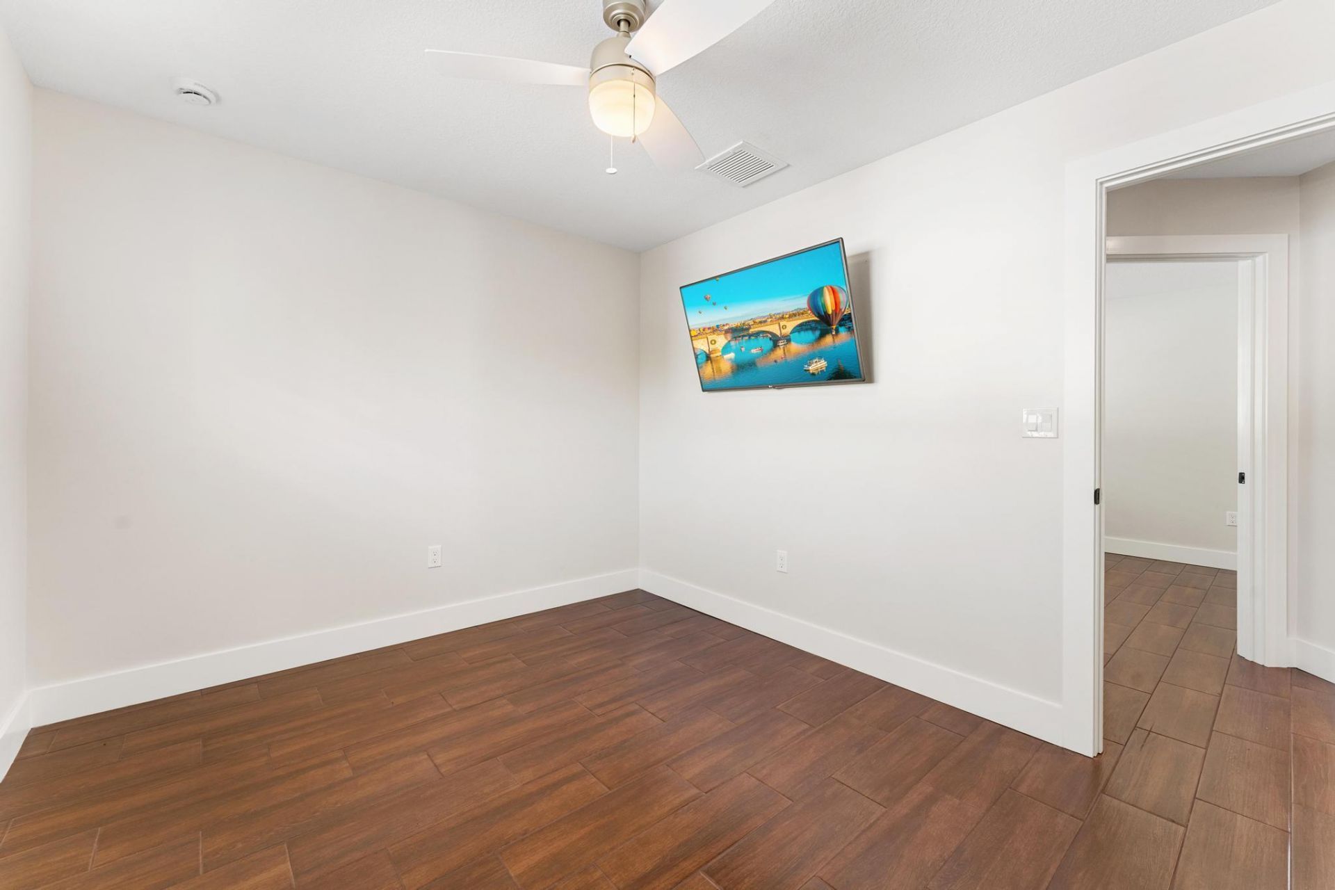 516 SW Camden Avenue, Stuart, FL 34994 Photo