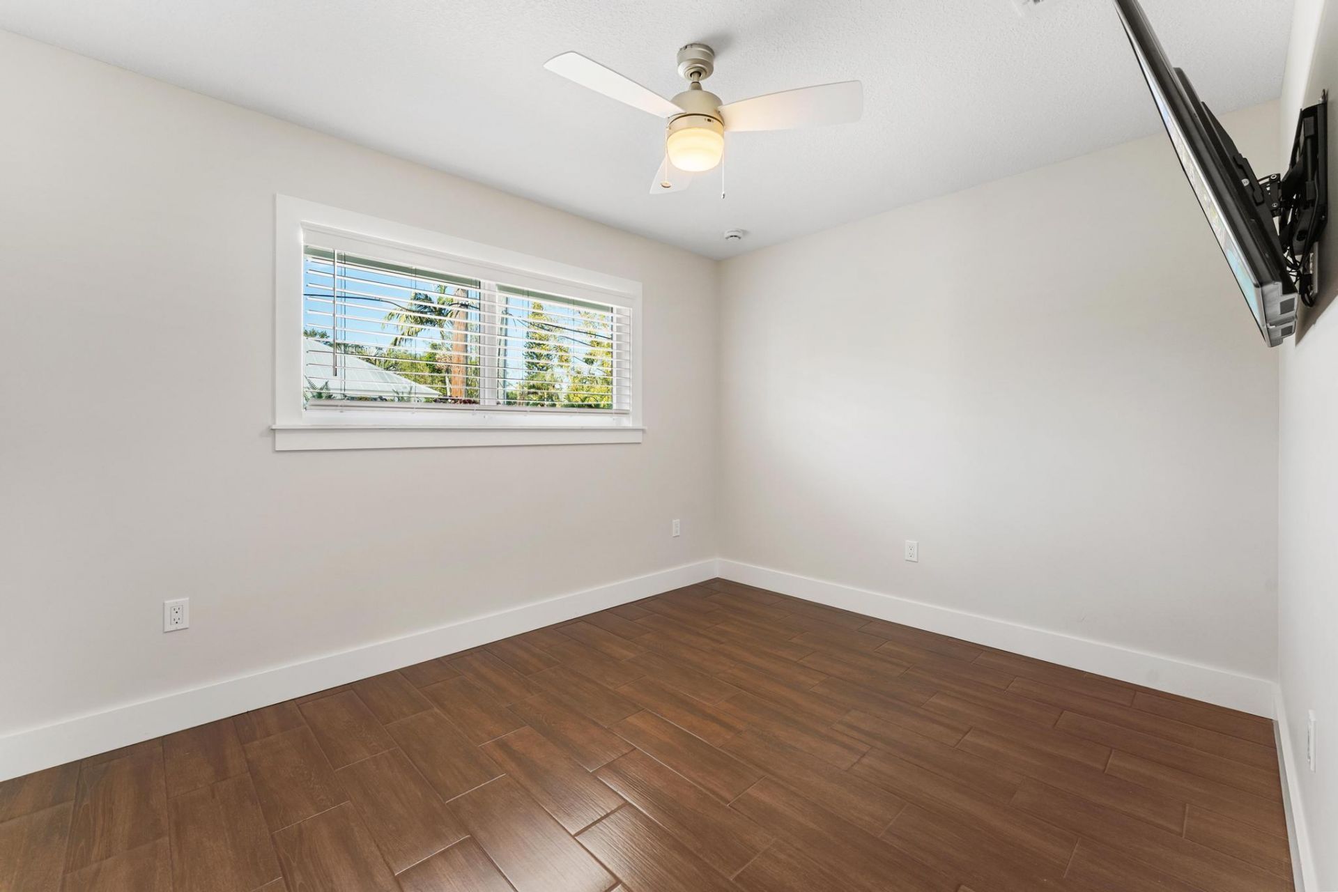 516 SW Camden Avenue, Stuart, FL 34994 Photo